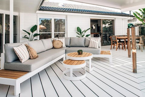 Prime Location With Pool - Walk To Coolum Beach - Yamba Accommodation 2