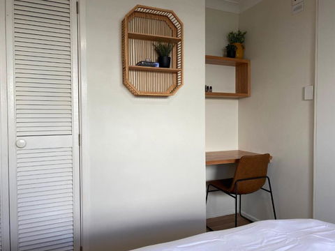 Private Guesthouse - Pet Friendly - Walk To Beach - Yamba Accommodation 3