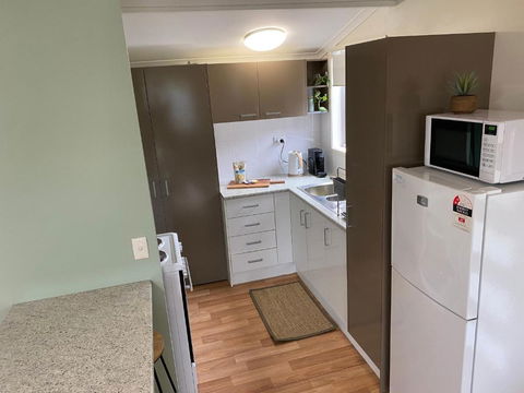 Private Guesthouse - Pet Friendly - Walk To Beach - Yamba Accommodation 1