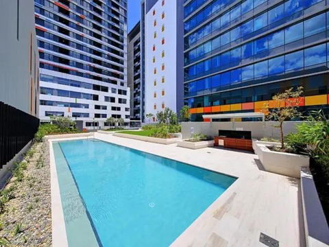 Private Bedroom & Bathroom In Shared Inner Brisbane Apartment - Yamba Accommodation 0