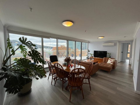 Private Room With Ensuite In The CBD - Yamba Accommodation 0