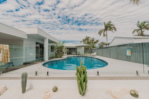 Quail Cove - Yamba Accommodation 0