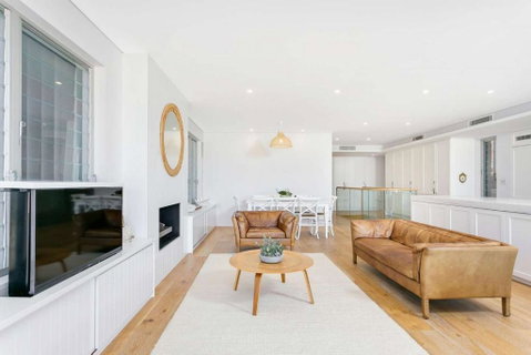Queenscliff Penthouse - Beachfront - Yamba Accommodation 2