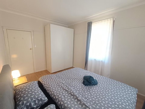 Quiet Room With Air Conditioning - E4 - Yamba Accommodation 3