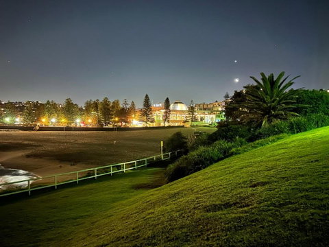 Randwick Luxury 2 Bed Apt - Yamba Accommodation 2