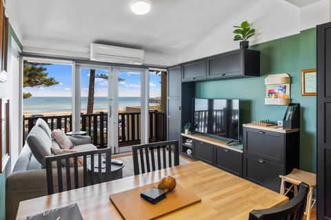 Rawsons Shack Beachfront Unit Suits Single Or Couple - Yamba Accommodation 1