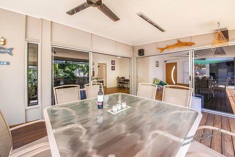 Recovery On Discovery Holiday House - Yamba Accommodation 1