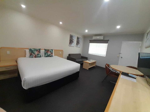 Red Bridge Motor Inn - Yamba Accommodation 3