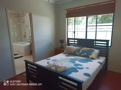 Quand0ng Valley Inn - The Hidden Waterfall Family Retreat - Yamba Accommodation 3