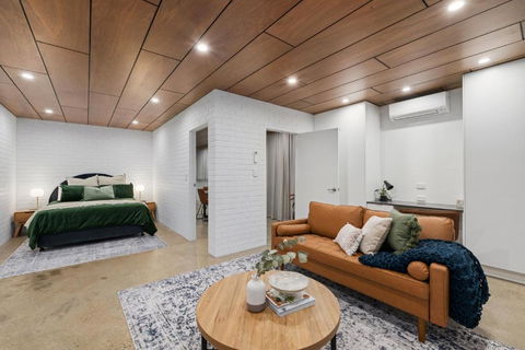 Railway Motel Myrtleford - Yamba Accommodation 2