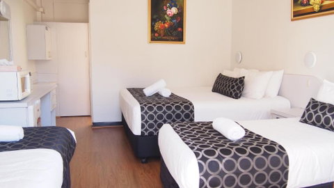 Queanbeyan Motel - Yamba Accommodation 0