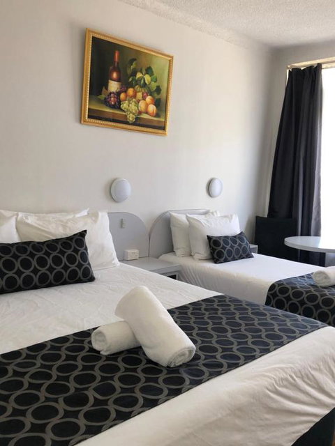 Queanbeyan Motel - Yamba Accommodation 3