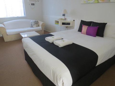 Aspley Pioneer Motel - Yamba Accommodation 0