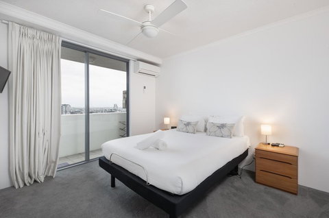 Astra Apartments Brisbane CBD - Yamba Accommodation 3