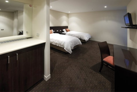 Atlantis Hotel Melbourne - Yamba Accommodation 1