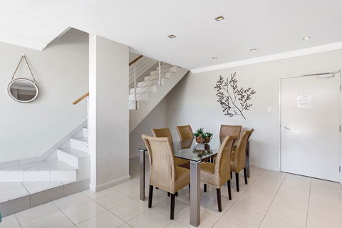 Aura 13 - Shoal Bay - Yamba Accommodation 3