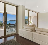 Aura apartment with Spectacular Views - Yamba Accommodation