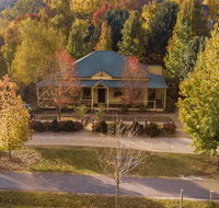 Autumn Beauty - Cottage 4 - Yamba Accommodation