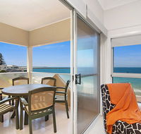 Avalon 3 - views to die for - across the road from convent beach - Yamba Accommodation