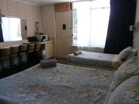 Avenue Motel - Yamba Accommodation 3
