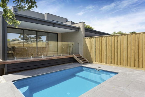 AZURE - ROSEBUD - Yamba Accommodation 0