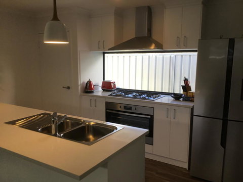 Azure@Ramada - Yamba Accommodation 3