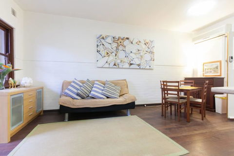 B3 Walk To UWA, Swan River On The Nedlands Border - Yamba Accommodation 1