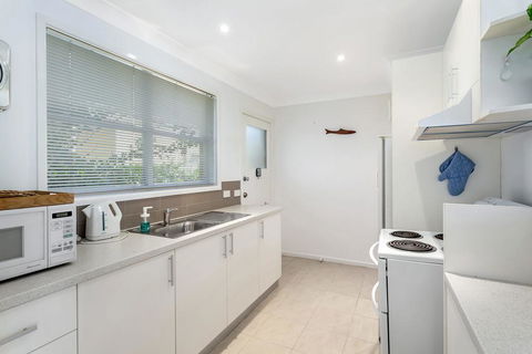 Bagnall Avenue, 1 - Yamba Accommodation 2