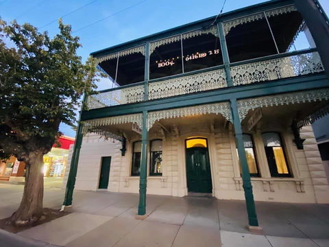 Balcony Level - Heygarth House - Port Of Echuca Townhouse - Yamba Accommodation 0
