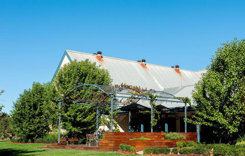 Balgownie Estate Winery Retreat & Restaurant - Yamba Accommodation 2