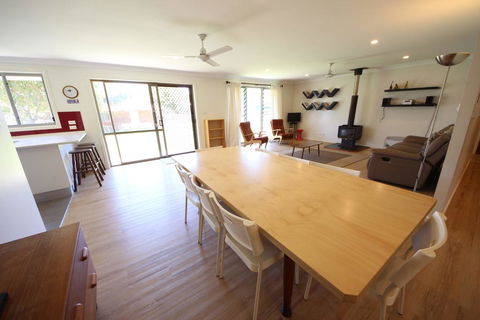 Barefoot Bungalow At Hat Head - Yamba Accommodation 1