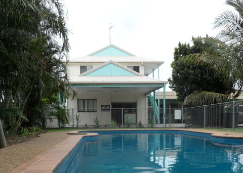 Bargara Beach Motor Inn - Yamba Accommodation 0