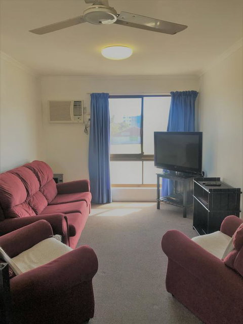 Bargara Beach Motor Inn - Yamba Accommodation 3