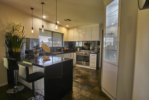 Barossa Elegance - Yamba Accommodation 3