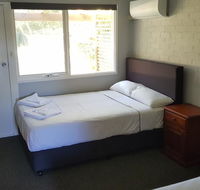 Bateau Bay Hotel - Yamba Accommodation