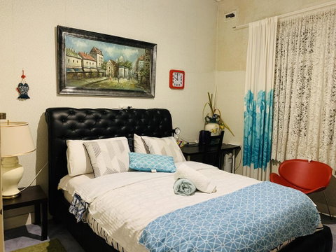 Bawlyn Room - Yamba Accommodation 0