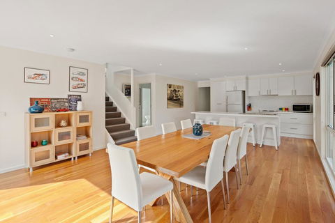 Bay Breeze Retreat - Yamba Accommodation 0