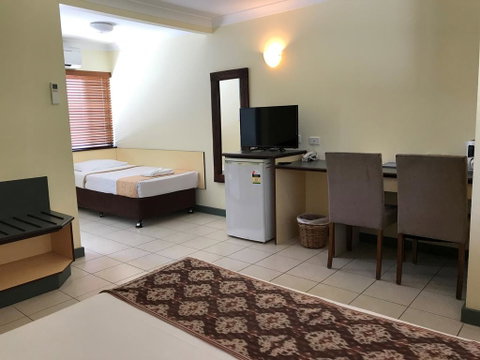 Bay Village Tropical Retreat & Apartments - Yamba Accommodation 2