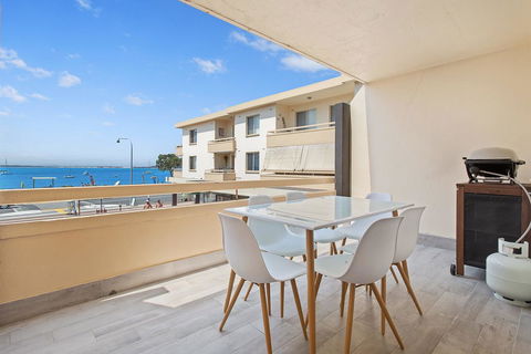 Bay Village, Unit 11/47 Shoal Bay Road - Yamba Accommodation 3