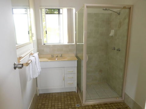 Bayshores Apartment Hervey Bay - Yamba Accommodation 3