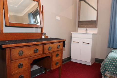 Bayview Hotel - Batemans Bay - Yamba Accommodation 1