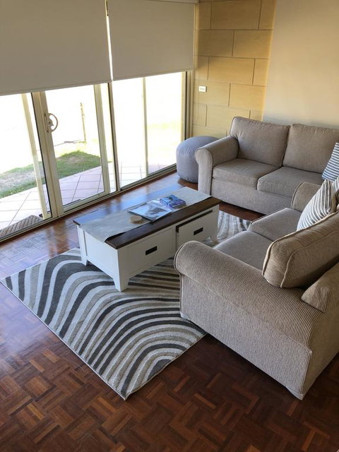 Bayview No 1 - Next To The Beach! - Yamba Accommodation 0