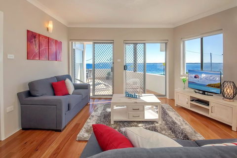 Bayview Towers, Unit 1/15 Victoria Parade - Yamba Accommodation 0
