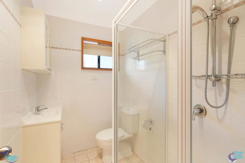 Bayview Unit - Stunning Inlet Views - Yamba Accommodation 1