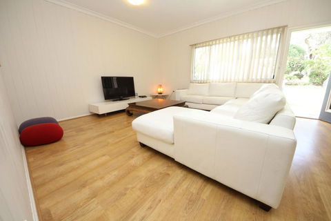 Beach Break At Hat Head - Yamba Accommodation 1