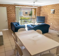 Beach Chalet 3 - Yamba Accommodation