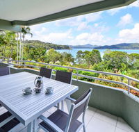 Beach Front Lagoon Lodge Apartments - Yamba Accommodation
