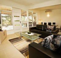 Beach House Apartments - Yamba Accommodation
