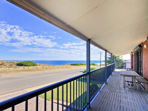 Beach House At Moana - Yamba Accommodation 0