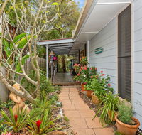 BEACH RETREAT - Yamba Accommodation